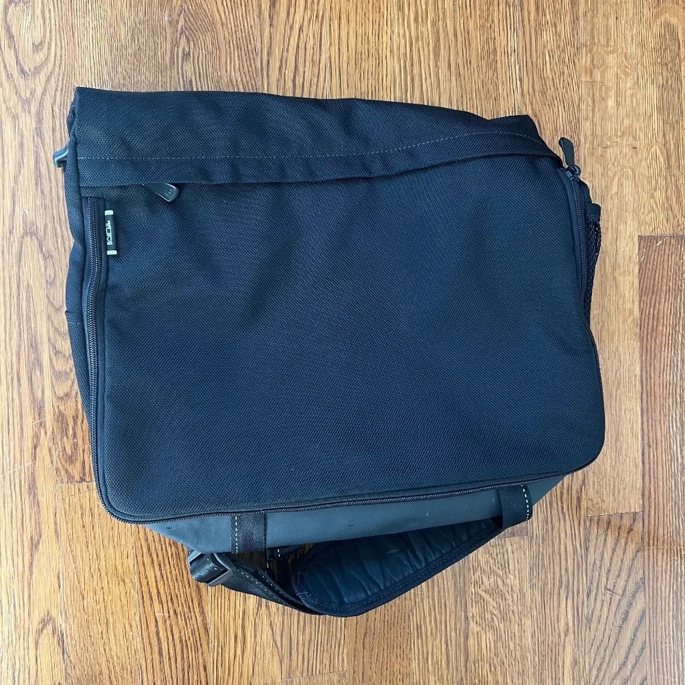 Tumi Tech Messenger Bag - 57012D